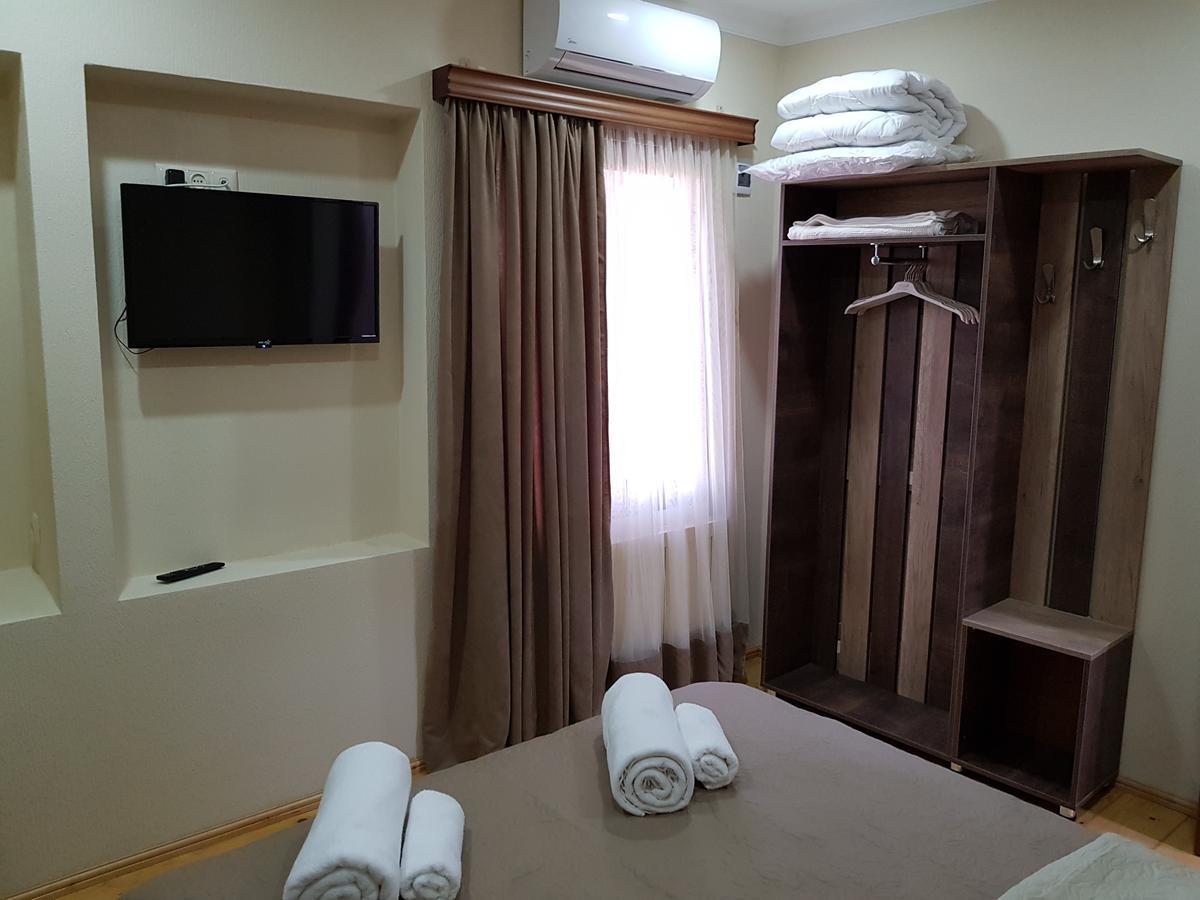 Hotel Villa Кутаиси Екстериор снимка